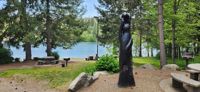 106 S Riverwood CT, Post Falls, ID 83854
