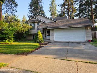 106 S Riverwood CT, Post Falls, ID 83854