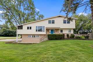 27W501 Williams Street, Winfield, IL 60190