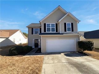 4037 Meadow Glen Way, Fairburn, GA 30213