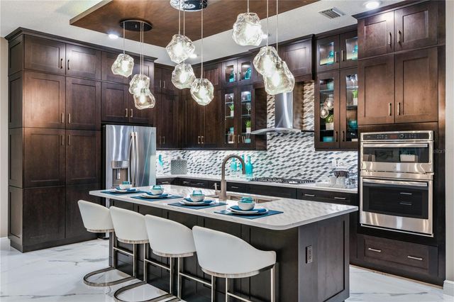 5052 SIMONS COURT, Lakewood Ranch, FL 34211