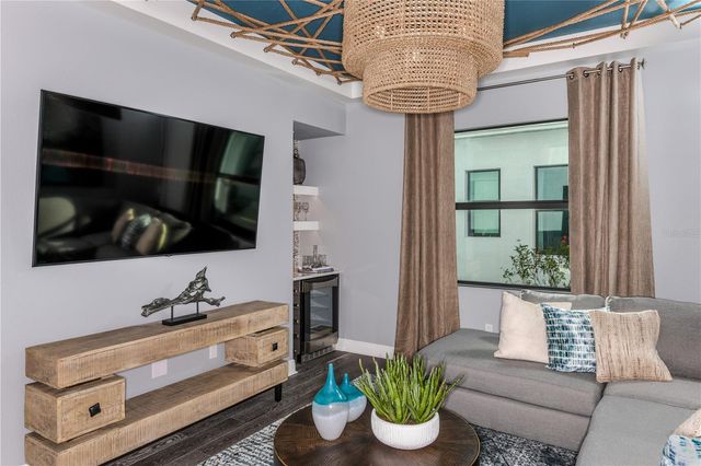 5052 SIMONS COURT, Lakewood Ranch, FL 34211