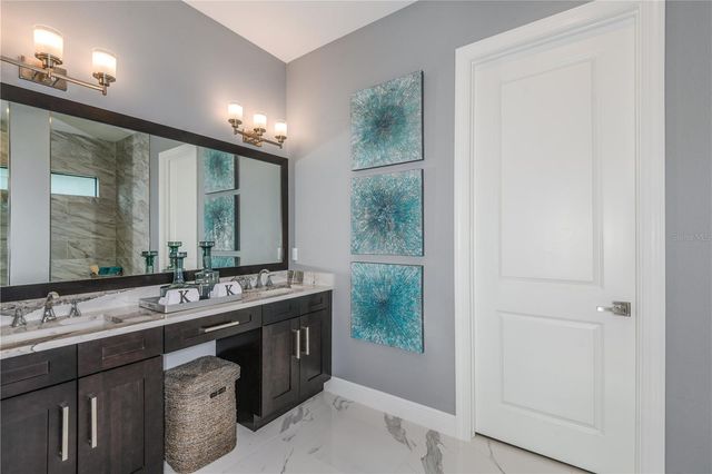 5052 SIMONS COURT, Lakewood Ranch, FL 34211