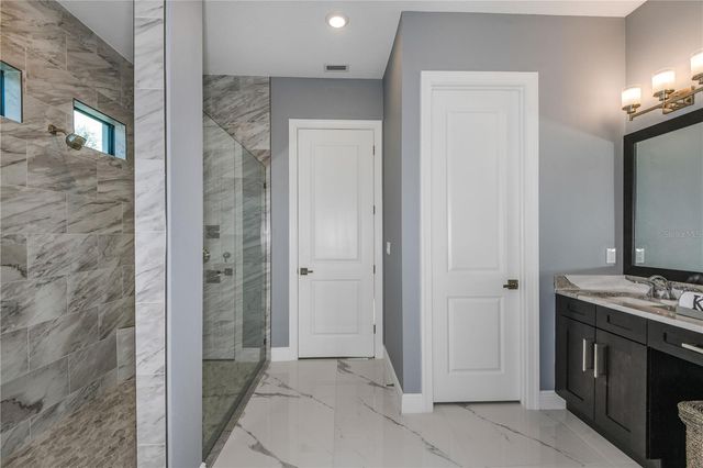 5052 SIMONS COURT, Lakewood Ranch, FL 34211