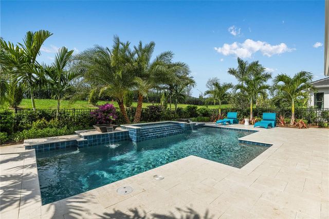 5052 SIMONS COURT, Lakewood Ranch, FL 34211