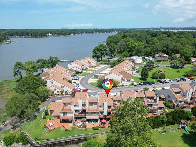 38 Sandie Point LN, Portsmouth, VA 23701