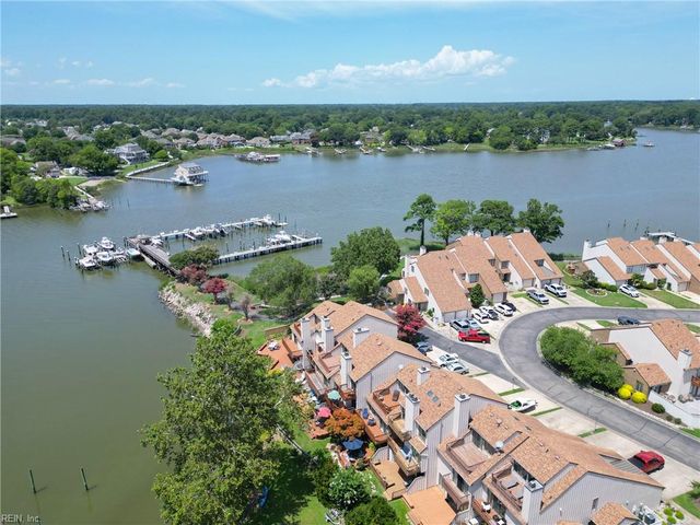 38 Sandie Point LN, Portsmouth, VA 23701