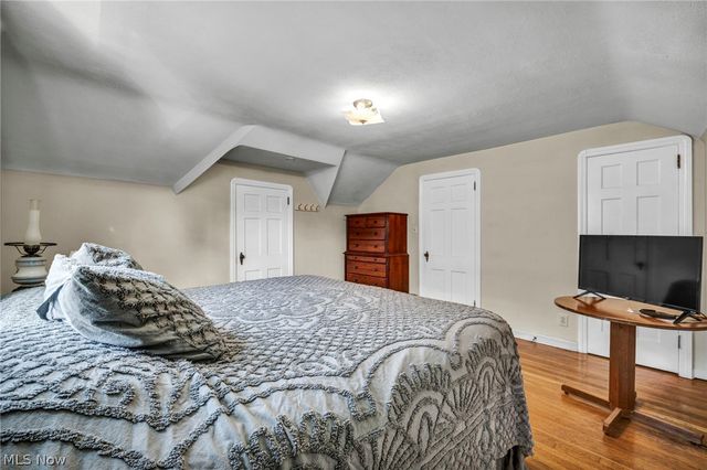 2027 Tampa Avenue, Cleveland, OH 44109