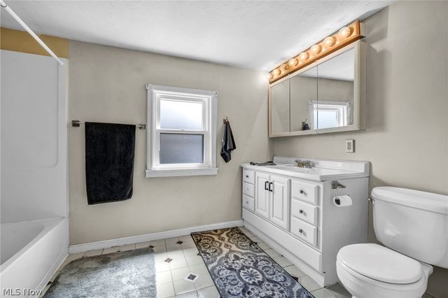 2027 Tampa Avenue, Cleveland, OH 44109