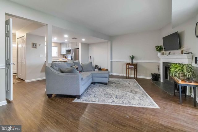 2118 WEXFORD RD, Palmyra, PA 17078