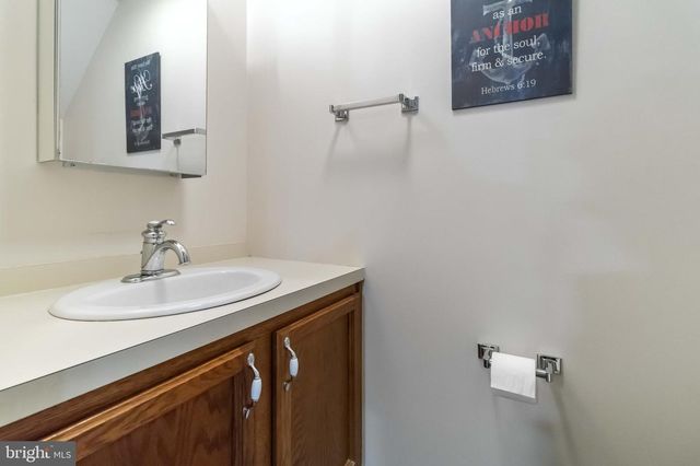 2118 WEXFORD RD, Palmyra, PA 17078