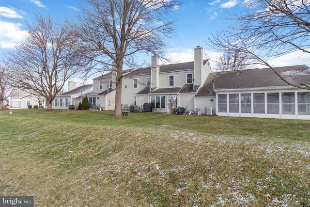 2118 WEXFORD RD, Palmyra, PA 17078