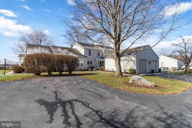 2118 WEXFORD RD, Palmyra, PA 17078