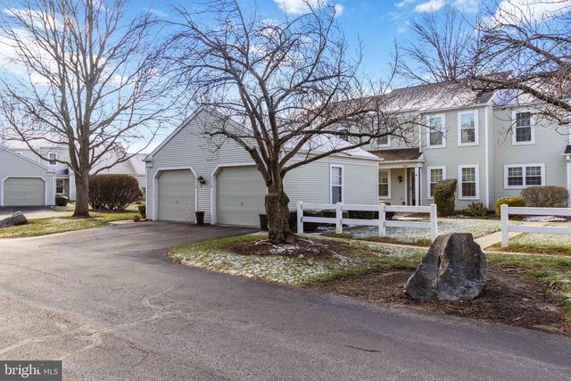 2118 WEXFORD RD, Palmyra, PA 17078