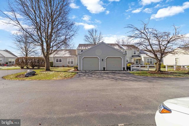 2118 WEXFORD RD, Palmyra, PA 17078