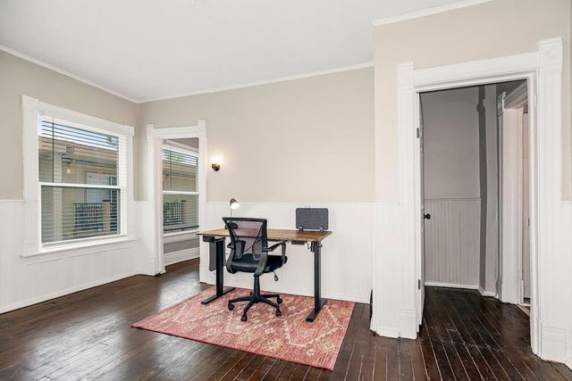 3951 Warwick Street, Kansas City, MO 64111