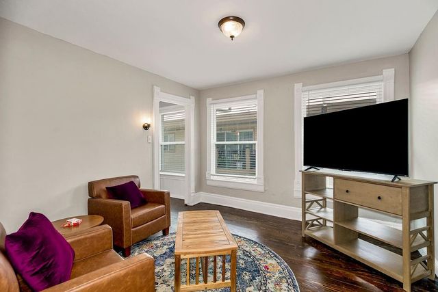 3951 Warwick Street, Kansas City, MO 64111