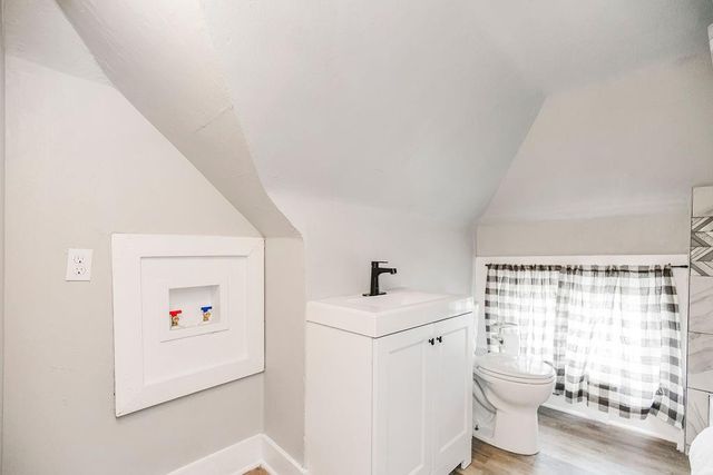3951 Warwick Street, Kansas City, MO 64111