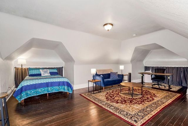 3951 Warwick Street, Kansas City, MO 64111