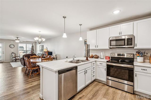 5099 Barter Street, St Charles, MO 63301