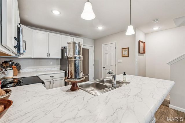 5099 Barter Street, St Charles, MO 63301