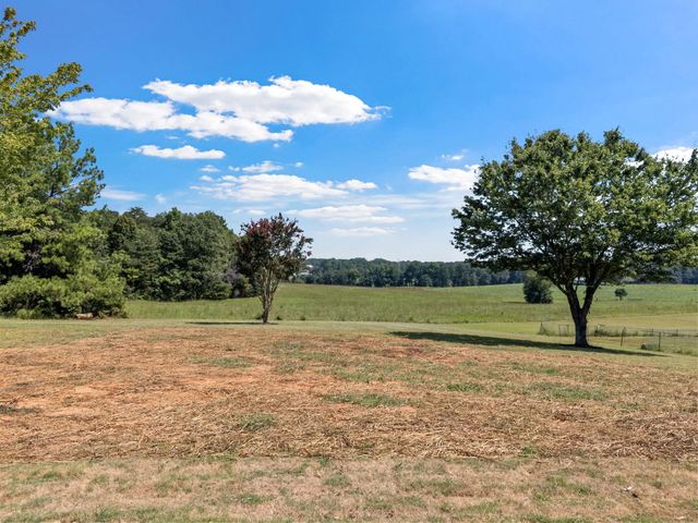 261 Holden Road, Inman, SC 29349