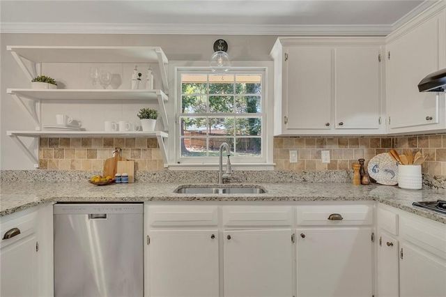 4090 Deerwood Parkway SE, Smyrna, GA 30082