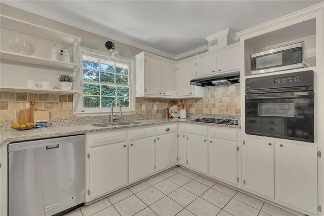 4090 Deerwood Parkway SE, Smyrna, GA 30082