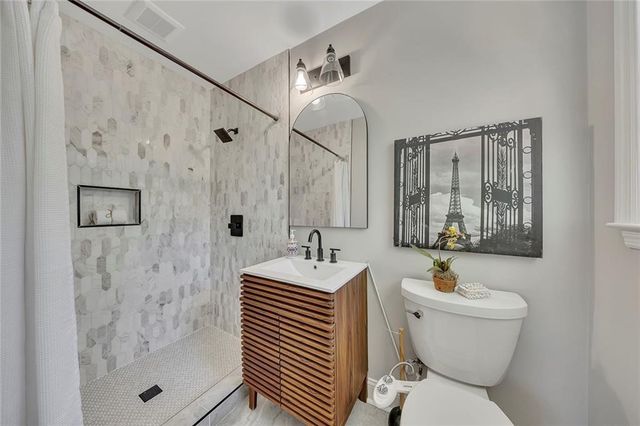 4090 Deerwood Parkway SE, Smyrna, GA 30082