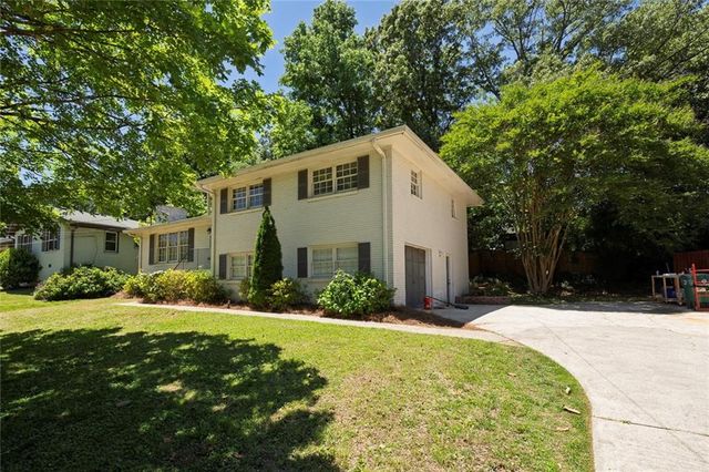 4090 Deerwood Parkway SE, Smyrna, GA 30082