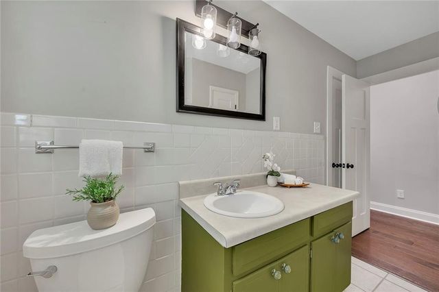 4090 Deerwood Parkway SE, Smyrna, GA 30082