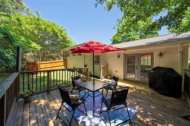 4090 Deerwood Parkway SE, Smyrna, GA 30082
