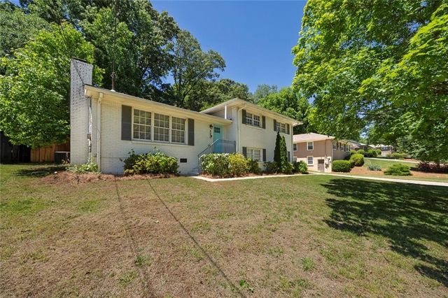 4090 Deerwood Parkway SE, Smyrna, GA 30082