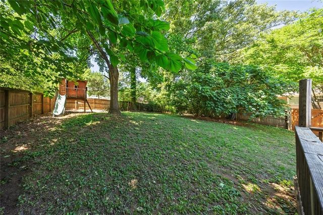 4090 Deerwood Parkway SE, Smyrna, GA 30082