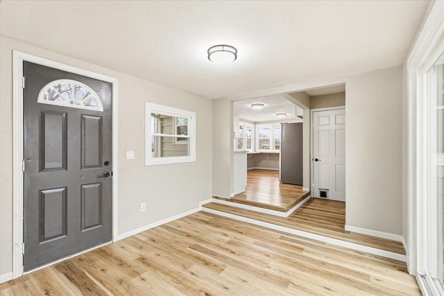 236 W 20TH AVENUE, Oshkosh, WI 54902