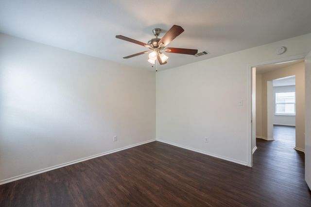 292 Dandelion LOOP, Kyle, TX 78640