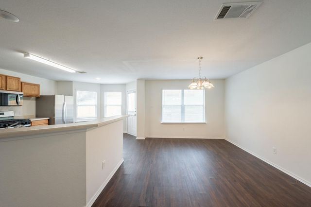 292 Dandelion LOOP, Kyle, TX 78640