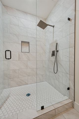 1340 Elmwood Avenue, Fort Worth, TX 76104