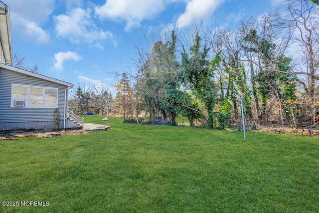 117 Dugan Lane, Toms River, NJ 08753