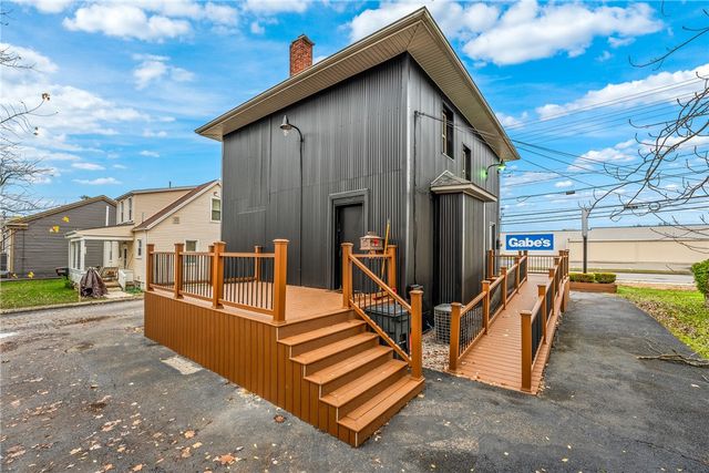 2240 E State St, Hermitage, PA 16148