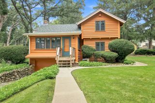 7706 Arbor Road, Wonder Lake, IL 60097