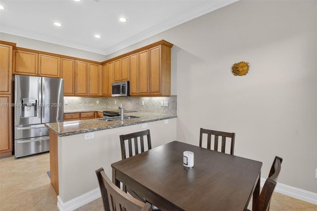 6833 Watertown Dr, Boynton Beach, FL 33437