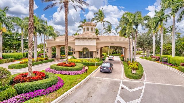 6833 Watertown Dr, Boynton Beach, FL 33437