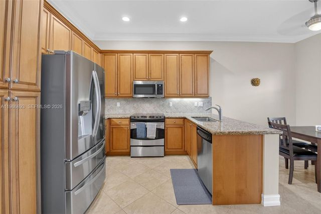 6833 Watertown Dr, Boynton Beach, FL 33437