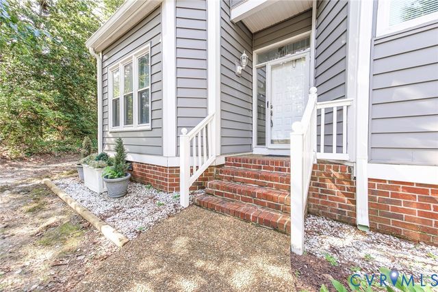 3535 Hilton Dr, New Kent, VA 23141