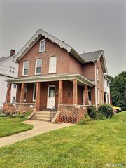 290 Wakelee Avenue 2nd floor, Ansonia, CT 06401