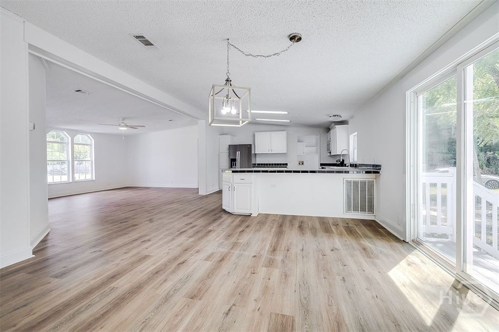 Image 14 of property listing at 318 Samuel Smalls Sr Avenue, Guyton, GA 31312