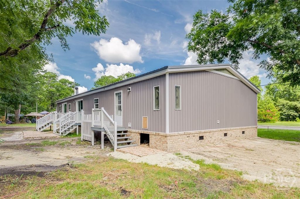 Image 35 of property listing at 318 Samuel Smalls Sr Avenue, Guyton, GA 31312