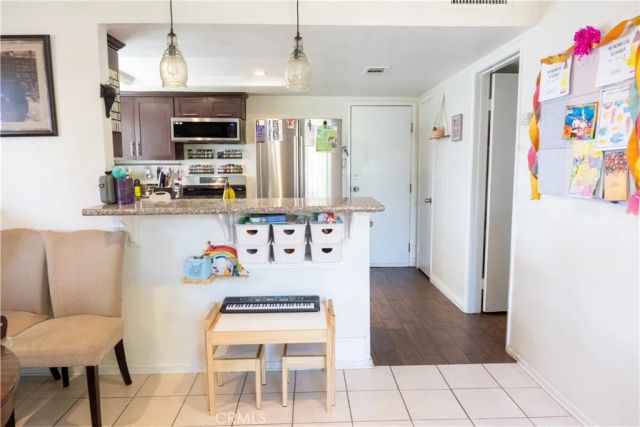 13949 Arthur Avenue 1, Paramount, CA 90723