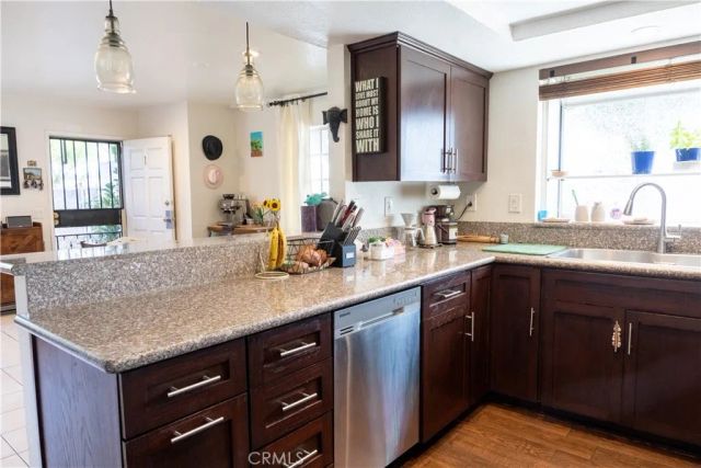 13949 Arthur Avenue 1, Paramount, CA 90723